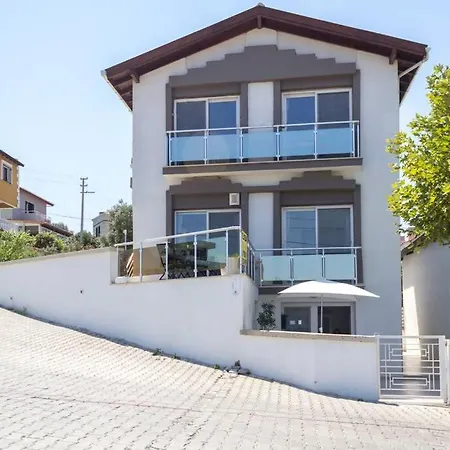 Studio With Great Seaview Apartment Cesme