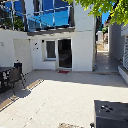 Apartment Studio With Great Seaview *